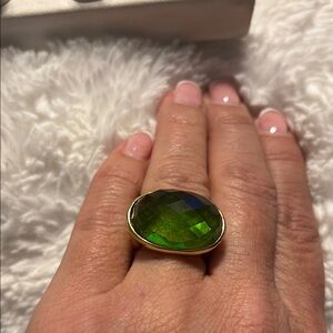 Elegant Green Gold Tone Ring Sz 8